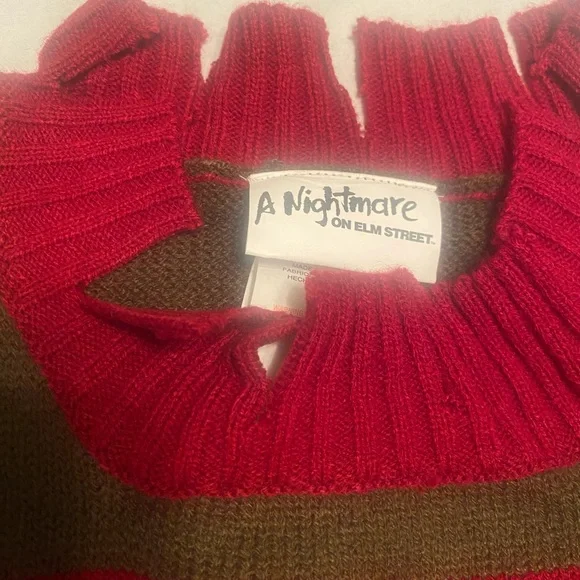 Freddy Krueger sweater - Picture 2 of 5